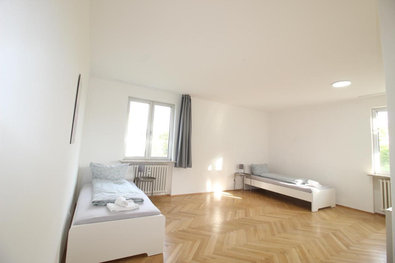 Apartmenthaus Kitzingen - Grosszuegige Wohnungen Fuer Je 6 Personen Mit Balkon Εξωτερικό φωτογραφία