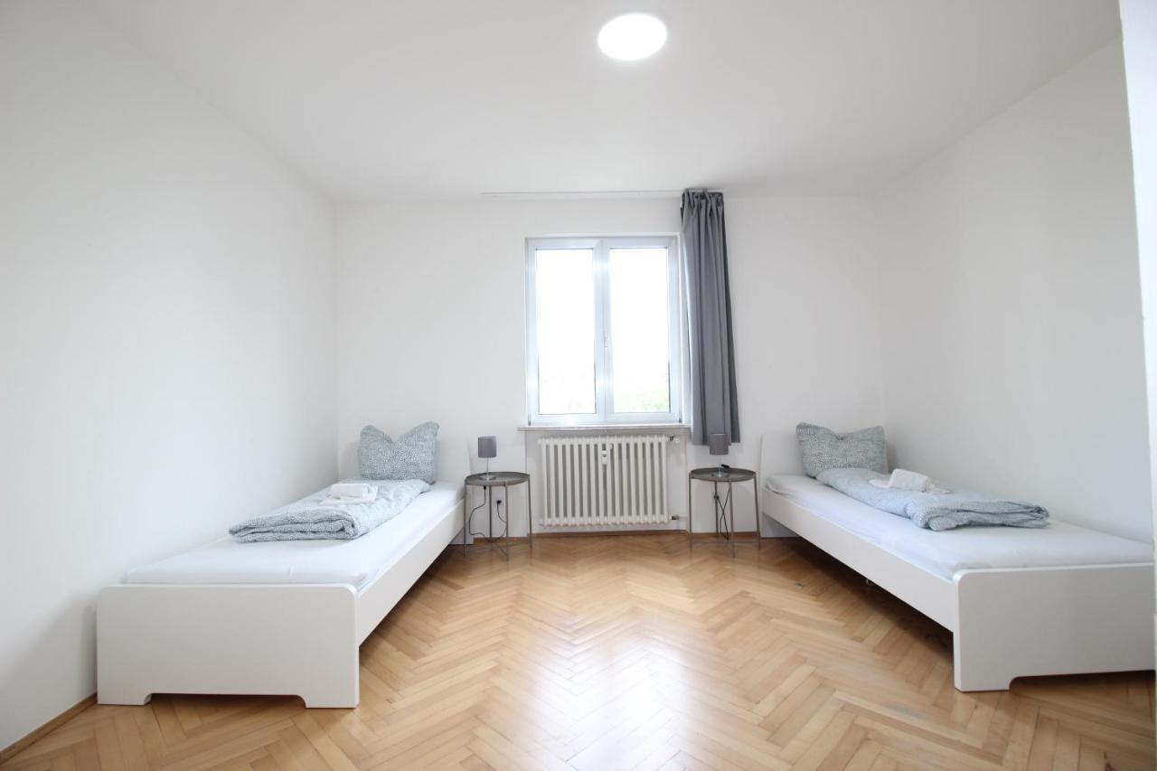 Apartmenthaus Kitzingen - Grosszuegige Wohnungen Fuer Je 6 Personen Mit Balkon Εξωτερικό φωτογραφία