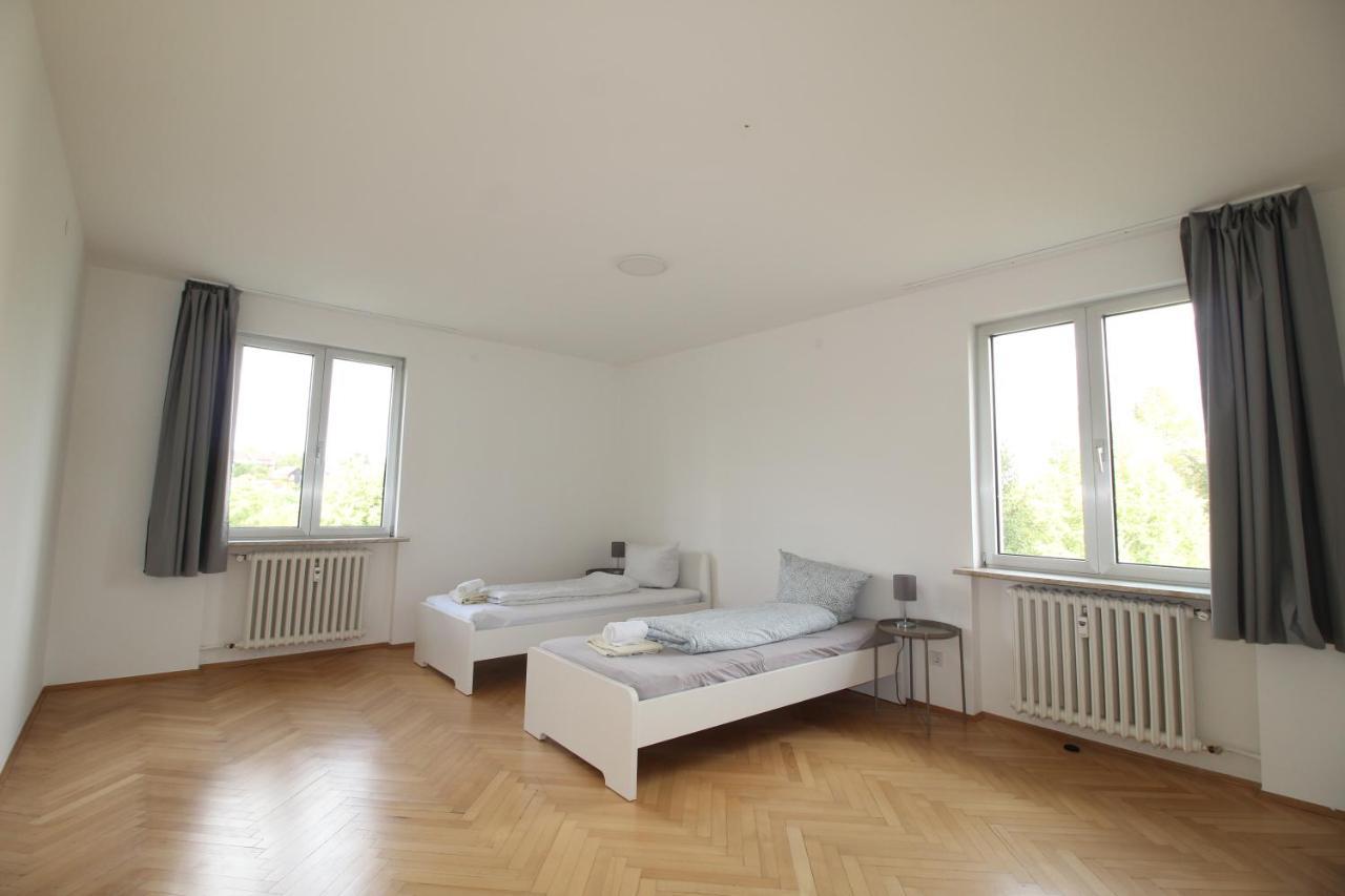 Apartmenthaus Kitzingen - Grosszuegige Wohnungen Fuer Je 6 Personen Mit Balkon Εξωτερικό φωτογραφία